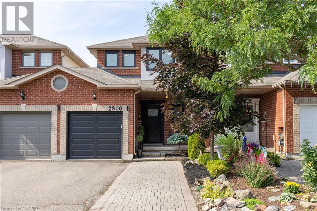 2300 DALEBROOK Drive located in Oakville, Ontario