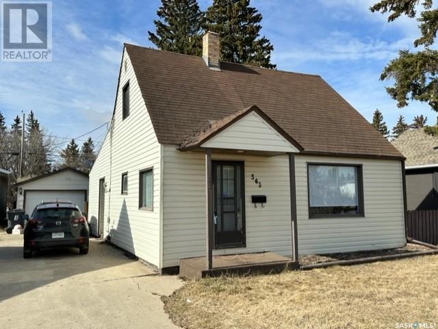 365 7th AVENUE W located in Melville, Saskatchewan
