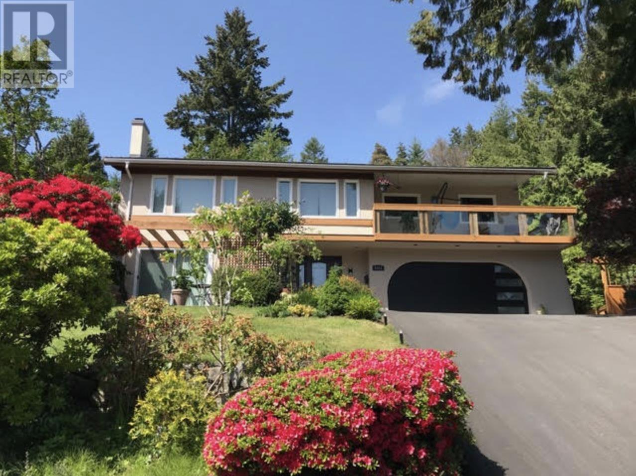 4572 WOODGREEN DRIVE located in West Vancouver, British Columbia