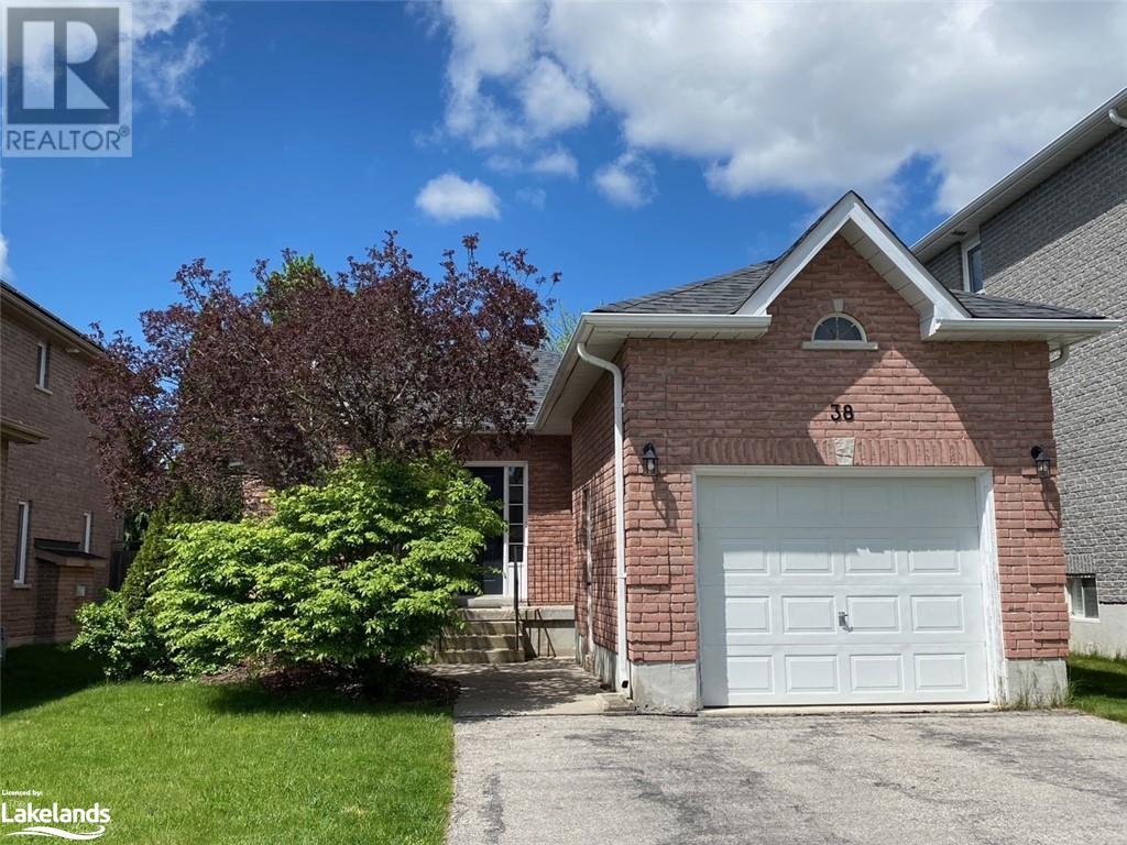 38 MCINTYRE Drive located in Barrie, Ontario