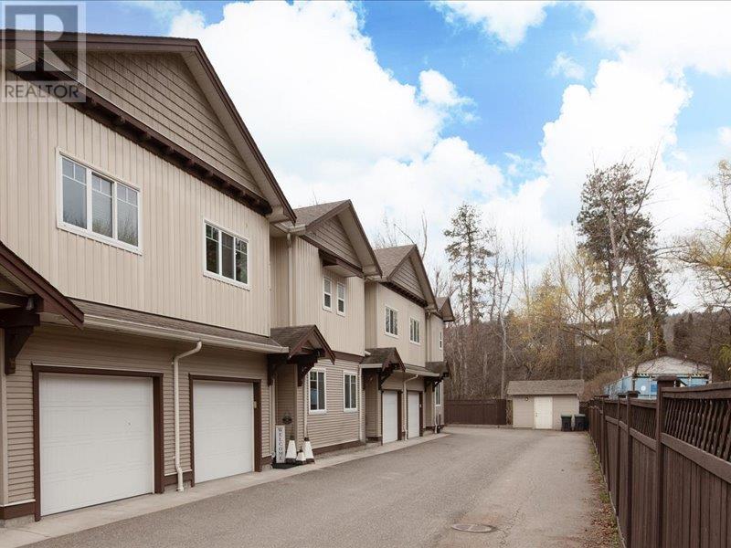 9626 Jensen Road Unit# 4 located in Lake Country, British Columbia