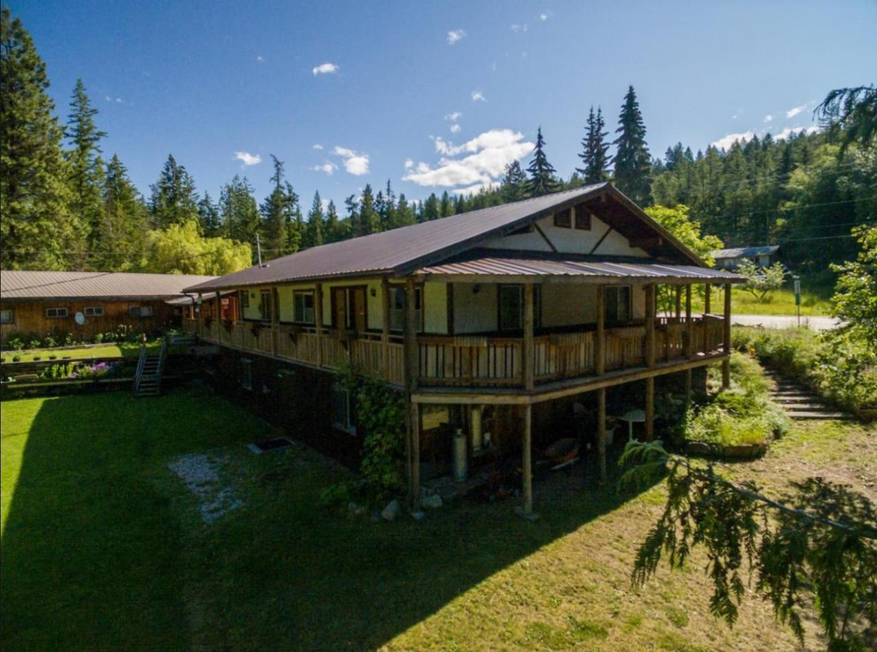 16818 HIGHWAY 3A located in Crawford Bay / Riondel, British Columbia