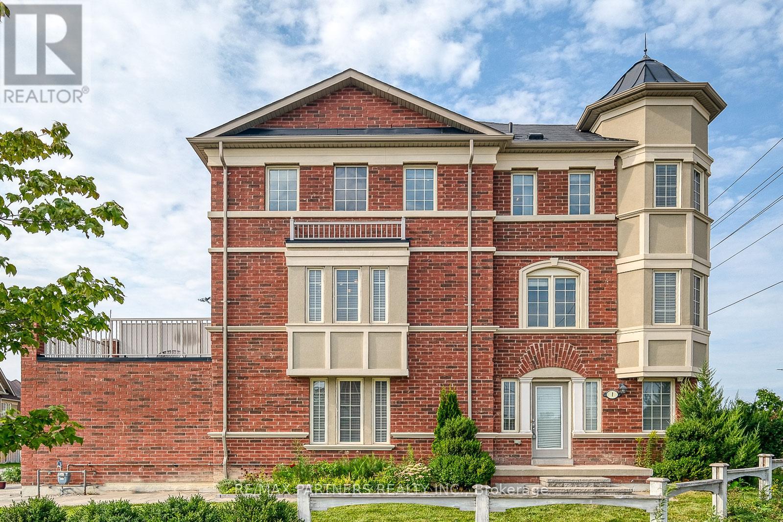 1 PERCY REESOR ST located in Markham, Ontario