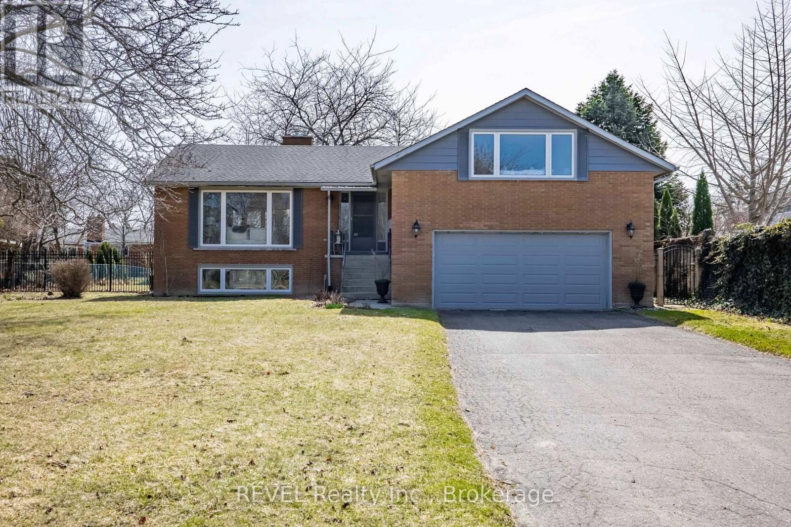 1 TOTTENHAM COURT located in Niagara-on-the-Lake (Town), Ontario
