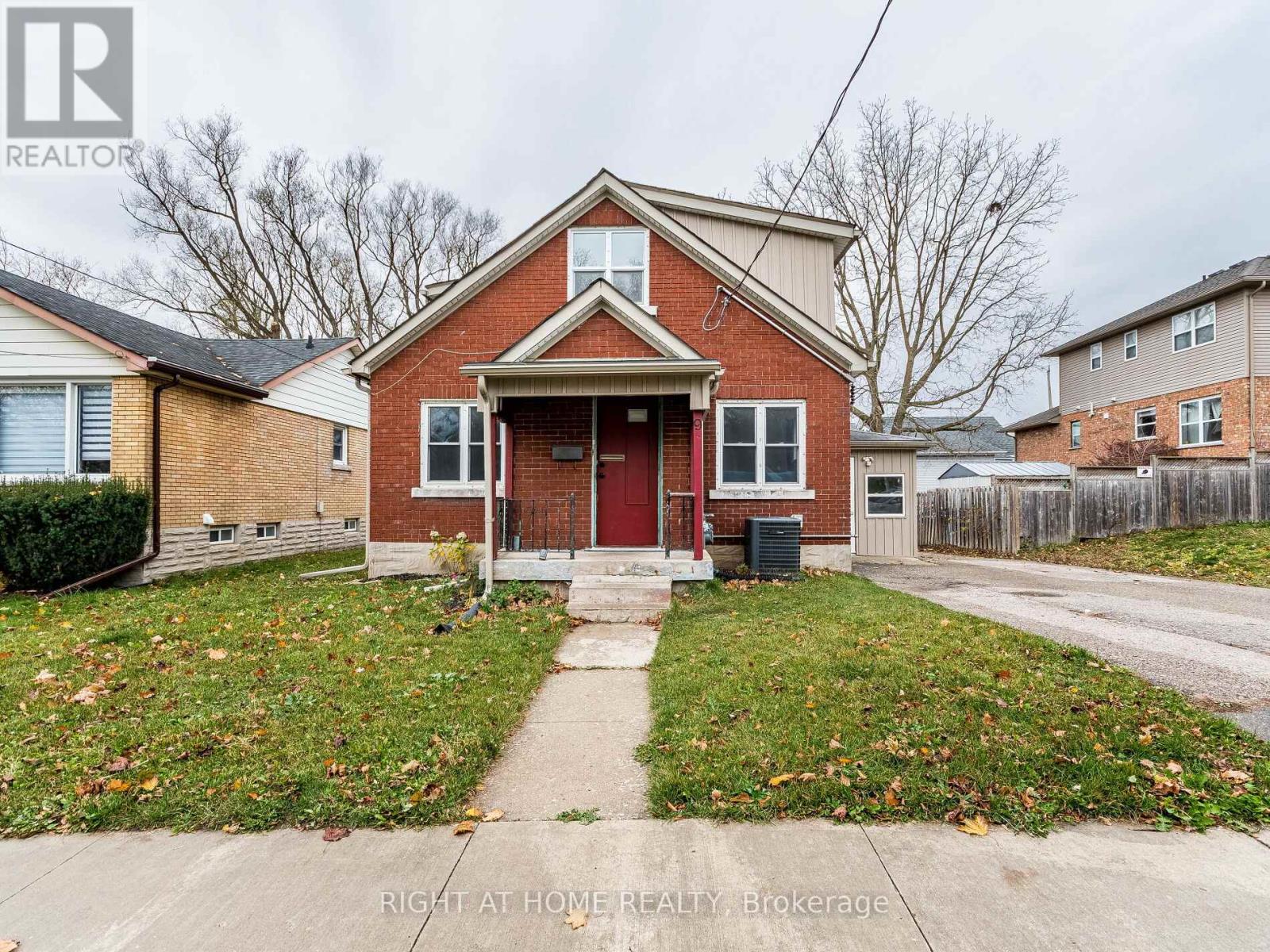 9 KEHL STREET located in Kitchener, Ontario